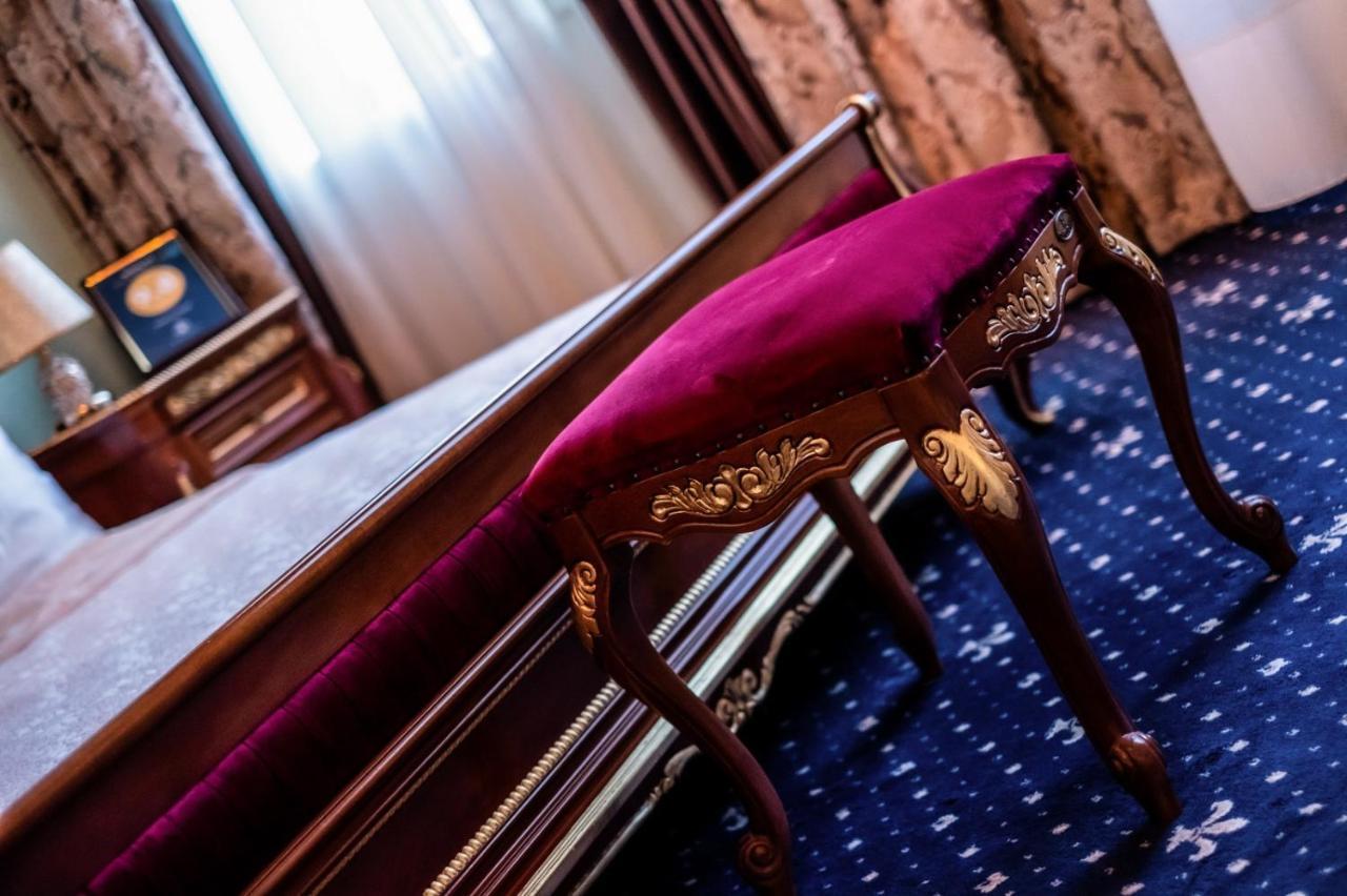 Jmr Royal -Luxury Rooms & Private Sauna 康斯坦察 外观 照片