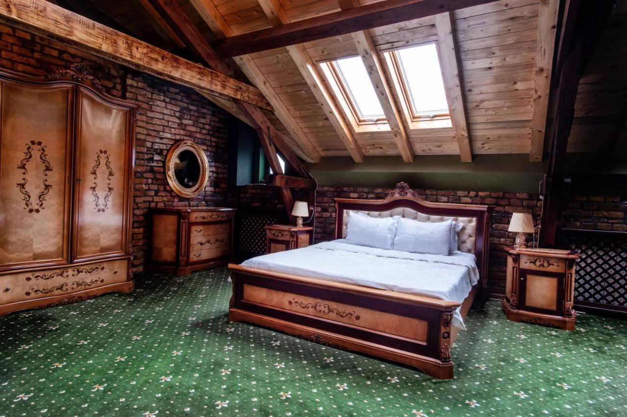 Jmr Royal -Luxury Rooms & Private Sauna 康斯坦察 外观 照片