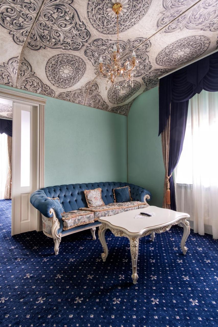Jmr Royal -Luxury Rooms & Private Sauna 康斯坦察 外观 照片